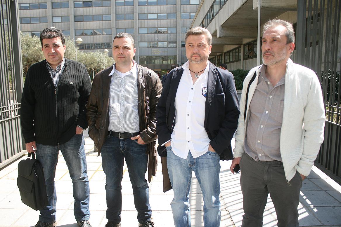 A la derecha, la delegación de CCOO de Industria a su llegada al Ministerio de Industria