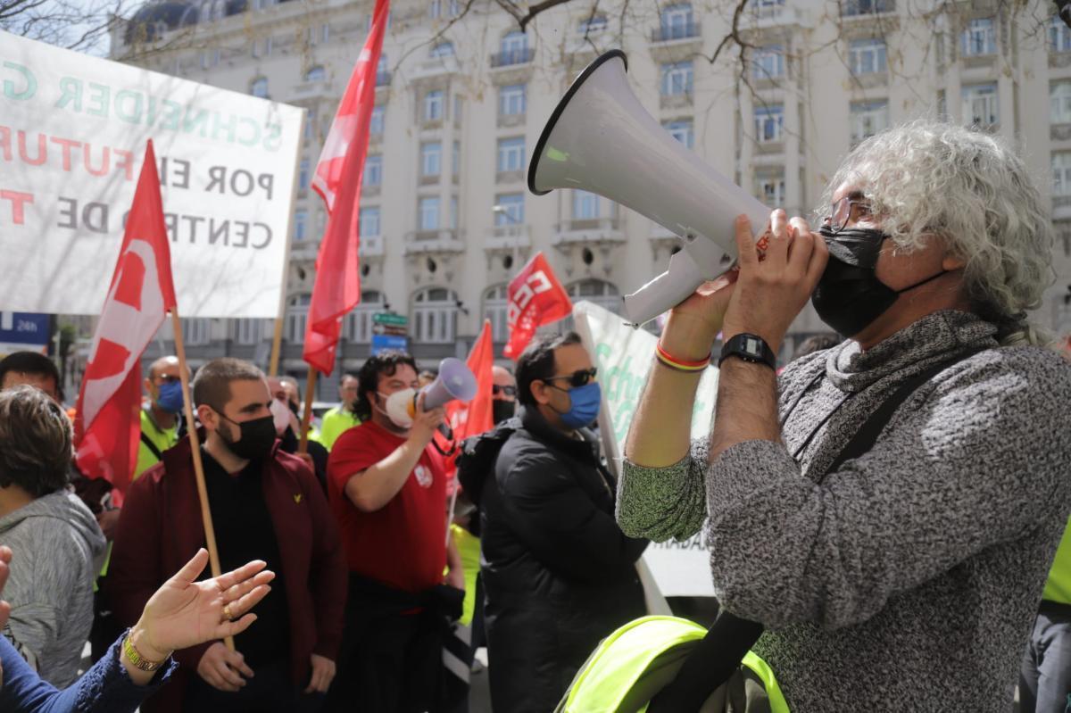 Una de las muchas movilizaciones de la plantilla de Schneider Griñón. Foto: CCOO de Madrid