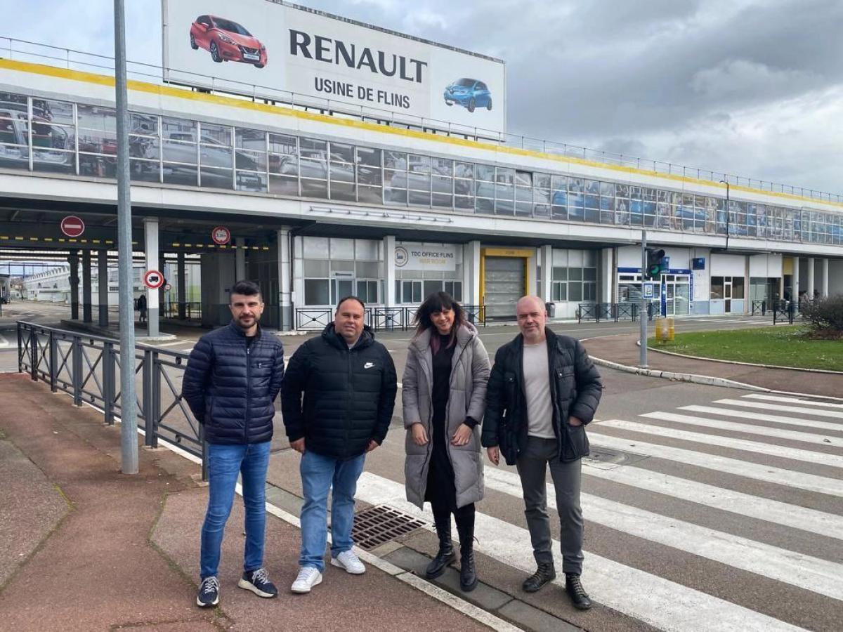 Garbiñe Espejo y Unai Sordo en la Fábrica de Renault en Francia