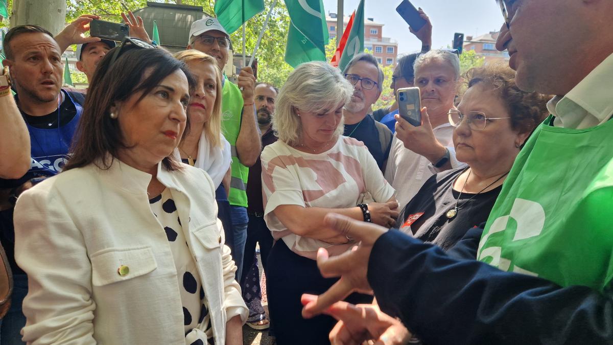 Éxito en la concentración para la subida salarial del Personal Civil del Ministerio de Defensa