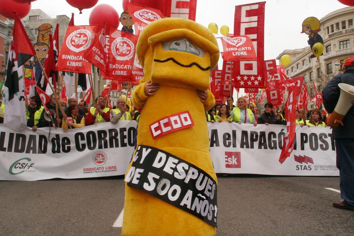 Protesta de la plantilla de Correos (archivo)