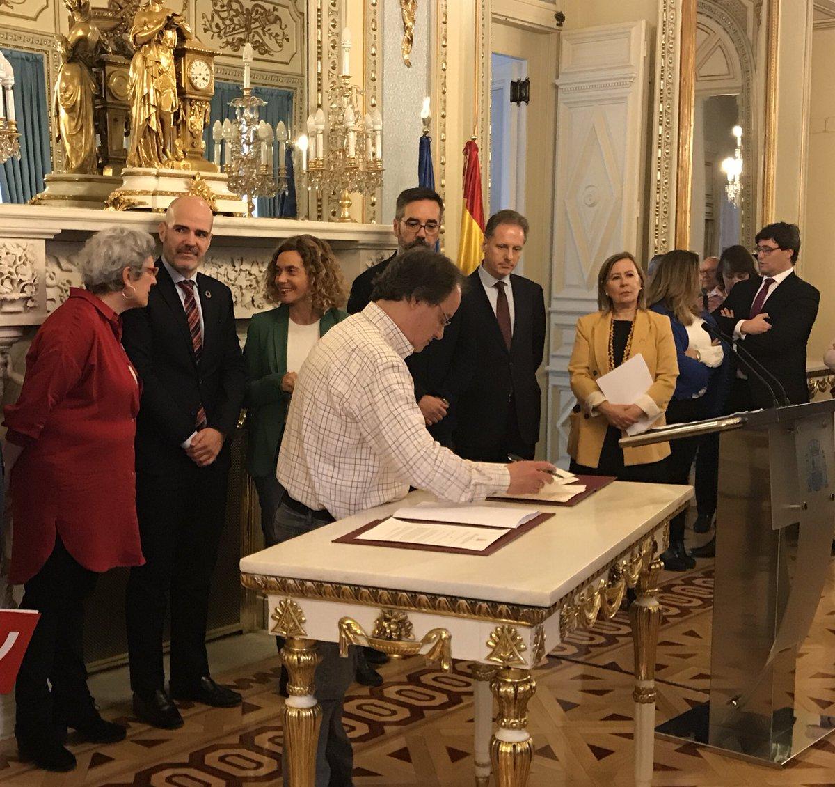 Firma del IV convenio único