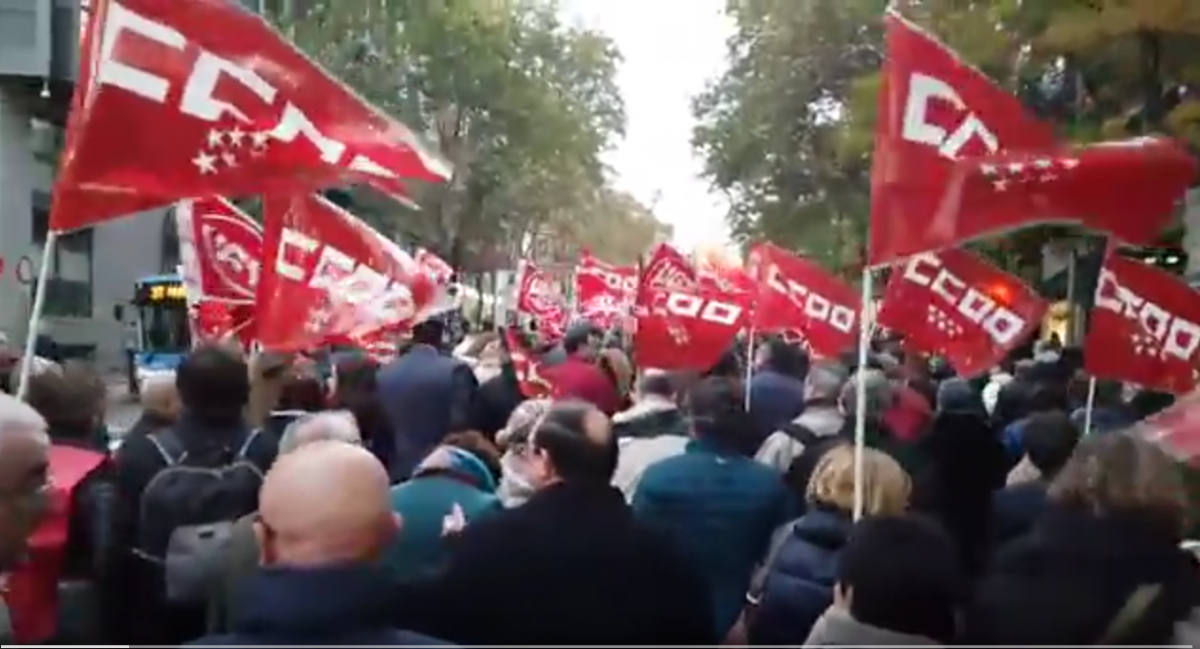 La Manifestación de empleados y empleadas públicas recorriendo Génova (Madrid)