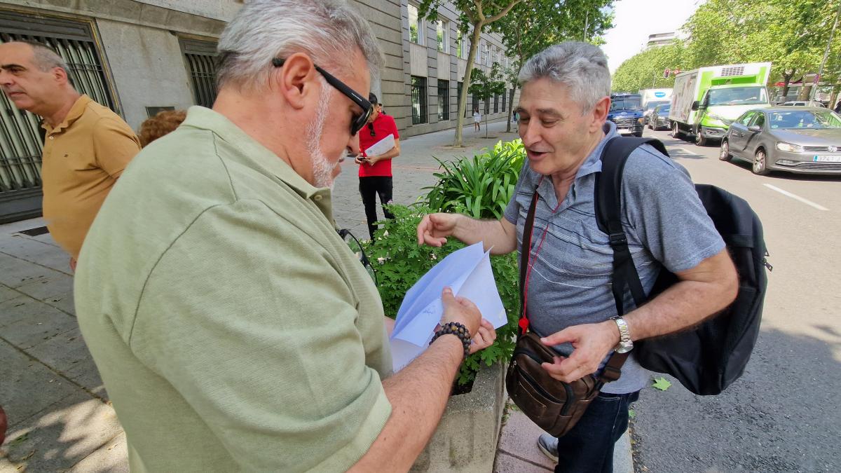 Éxito en la concentración para la subida salarial del Personal Civil del Ministerio de Defensa
