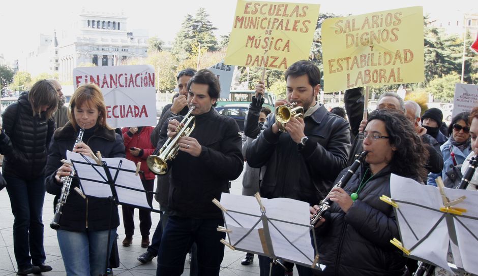 El personal de las Escuelas de Música y Danza de la capital padece una precaria situación laboral desde 2013