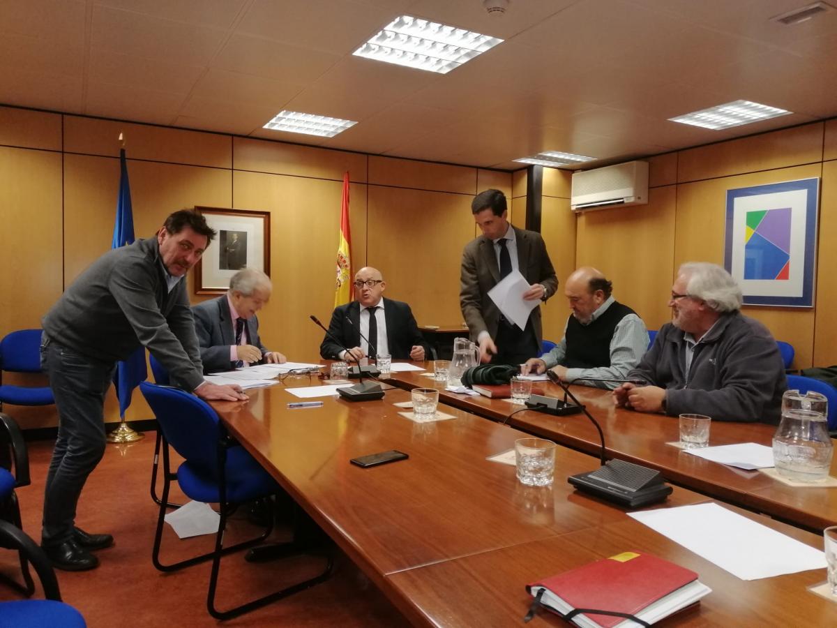 Acto de firma del preacuerdo en la sede de la Dirección General de Empleo