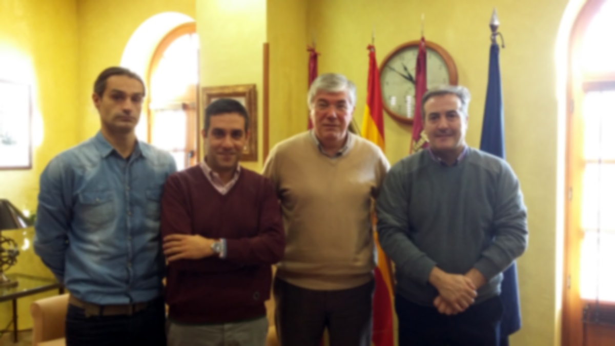 Imagen de los asistentes a la reunión.