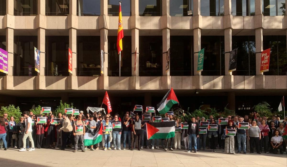 Concentración apoyo Palestina en Ministerio de Cultura
