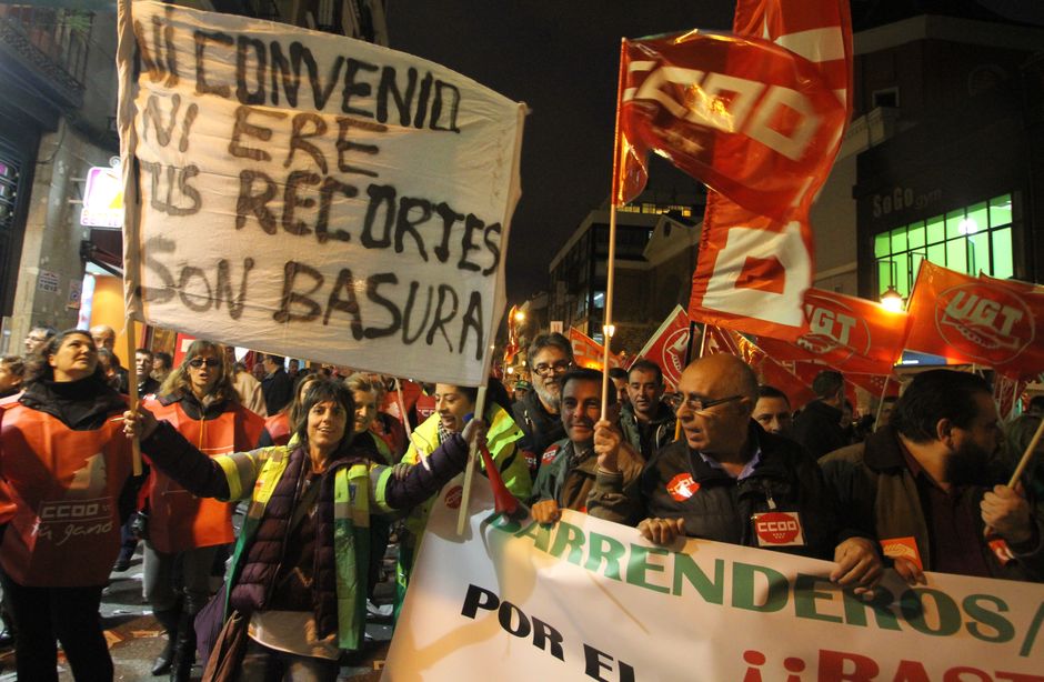 Manifestación de de limpieza viaria y jardinería de la capital en 2013 (archivo)