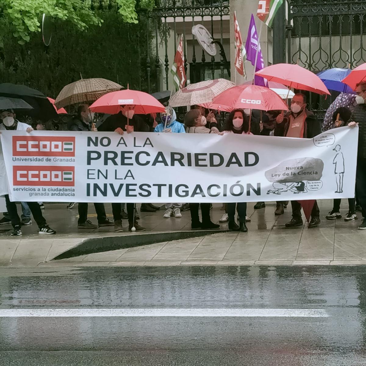 Concentración contra la reforma de la Ley de Ciencia (Granada).