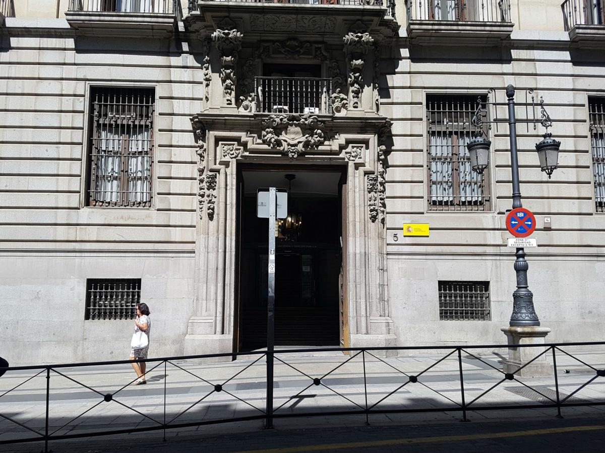 Sede del Ministerio de Hacienda en Alcalá, 5