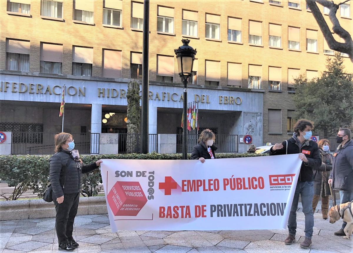 Concentración contra la privatización de la gestión de los Canales de Lodosa, Imperial, Aragon-Catalunya.