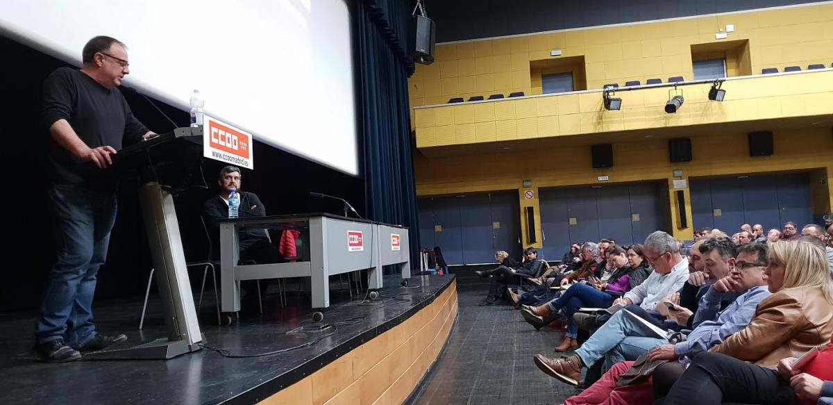 Agustín Martín se dirige al consejo y al comité de secciones sindicales