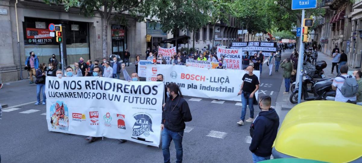 Manifestación en Barcelona ayer jueves por el cierre de las plantas de Nissan en Catalunya