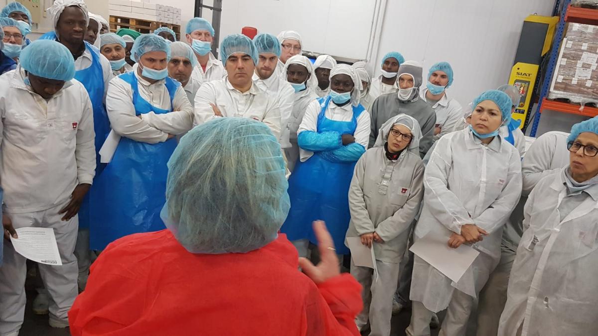 Asamblea informativa de CCOO en la plaza zaragozana