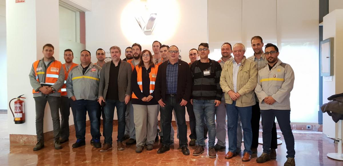 Unai Sordo y Agustín Martín con los compañeros y compañeras de CCOO en Renault Valladolid y Palencia