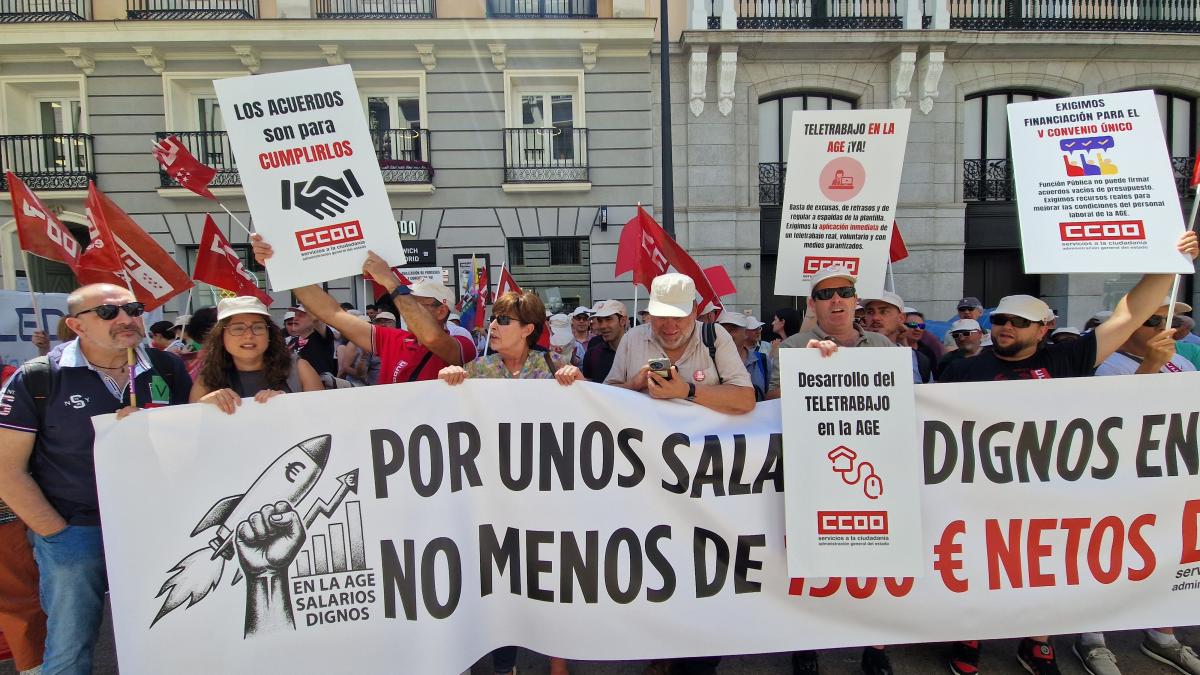 Concentración CCOO en la AGE de 9 de junio de 2026