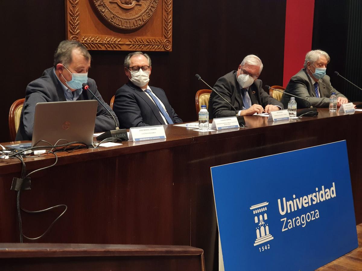 CCOO de Industria, UGT FICA y FEIQUE participan en la clausura de la celebración del Día de la Química