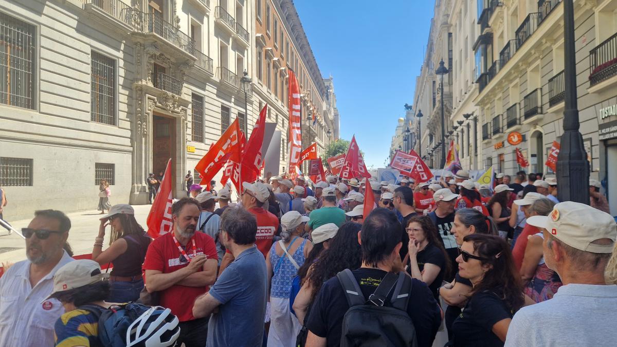 Concentración CCOO en la AGE de 9 de junio de 2026
