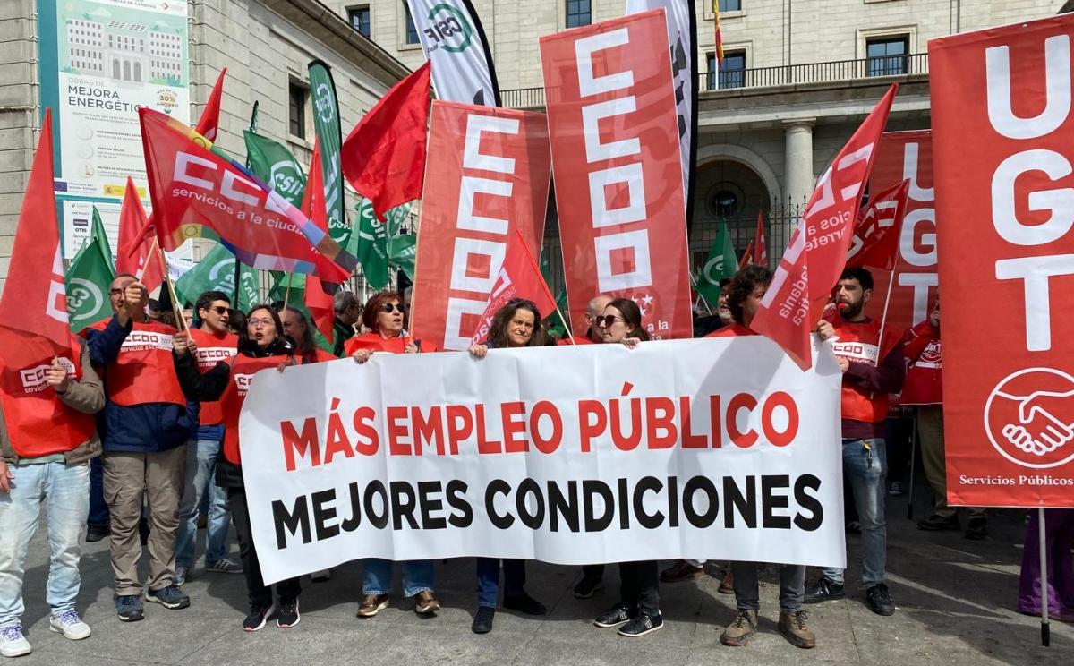 Concentración del personal de AEMET en Nuevos Ministerios (Madrid)