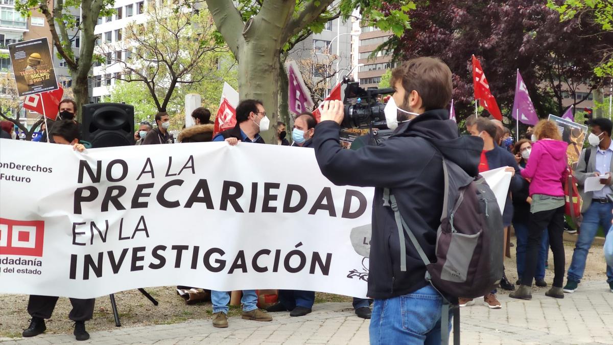 Concentración en Madrid frente al Ministerio de Ciencia e Innovación.