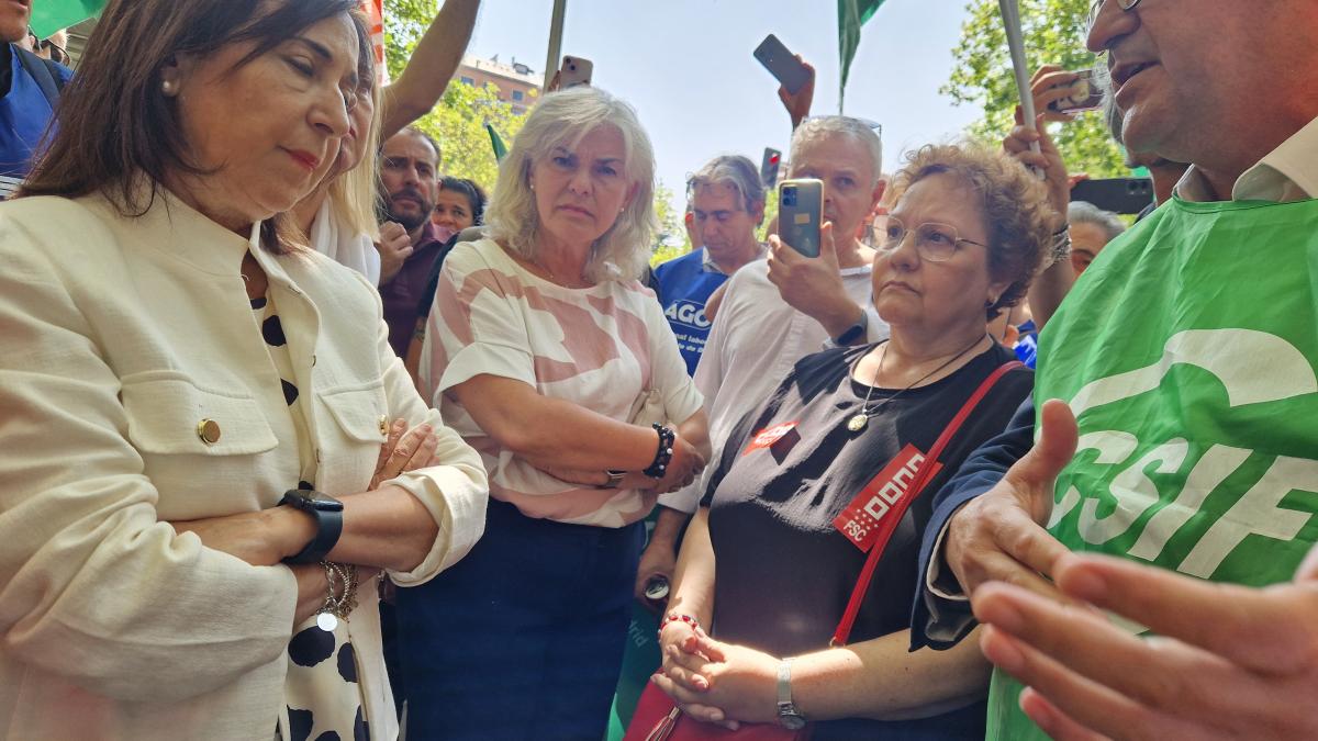 Éxito en la concentración para la subida salarial del Personal Civil del Ministerio de Defensa