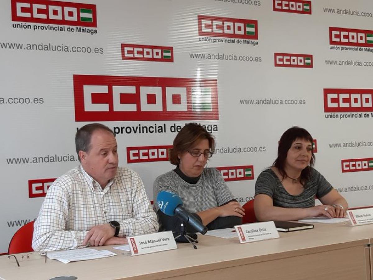 4 de abril 19. Carolina Ortiz secretaria FSC CCOO Málaga informan en rueda de prensa junto a Silvia Rubio y Jose M. Vera de CCOO en la AGE