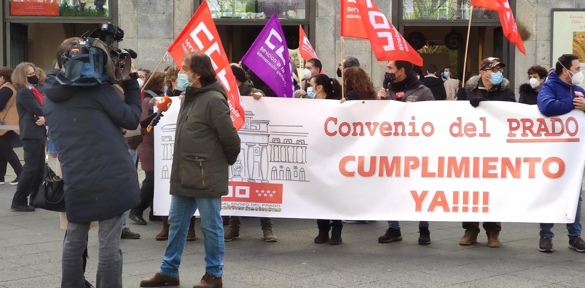 Concentración de CCOO provocada por la Administración del Museo del Prado por dejar sin convenio colectivo a 400 trabajadores y trabajadoras