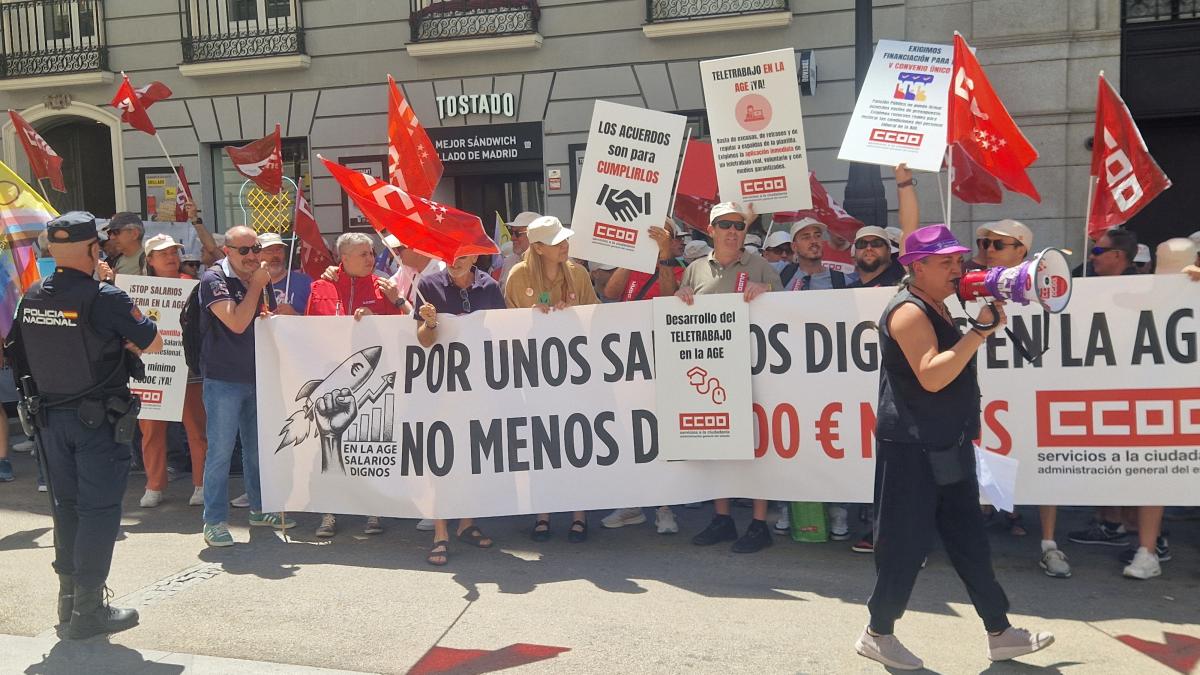 Concentración CCOO en la AGE de 9 de junio de 2026