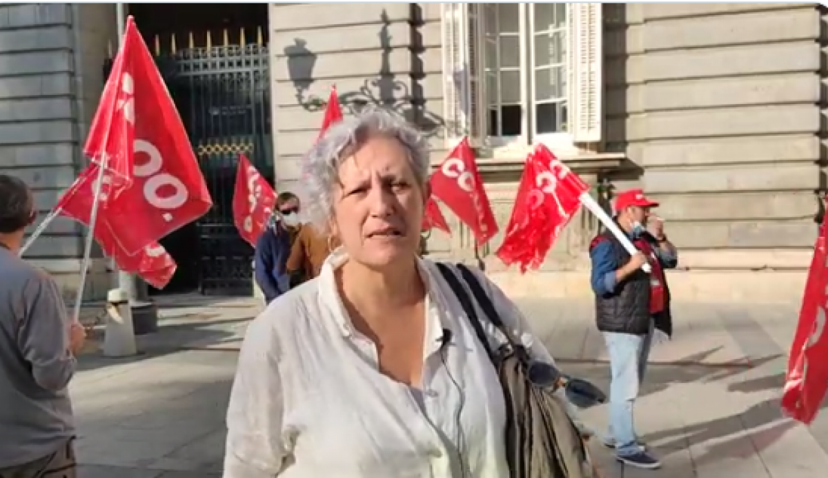 Carolina Frías, secretaria general de CCOO en la AGE, en la concentración "NO SOLO ATRASOS" en el Palacio Real.