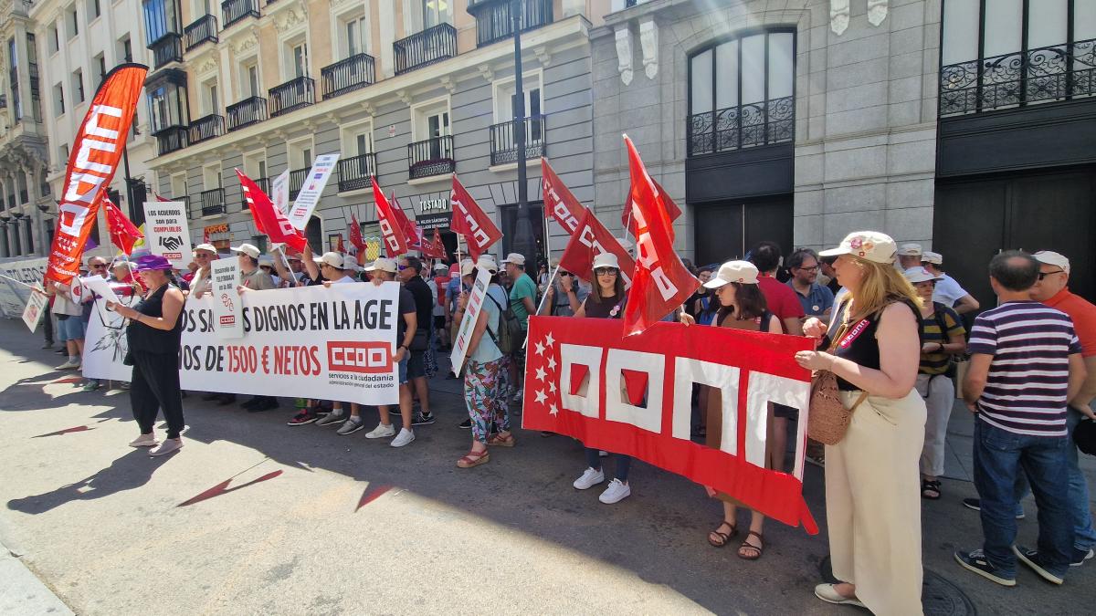 Concentración CCOO en la AGE de 9 de junio de 2026