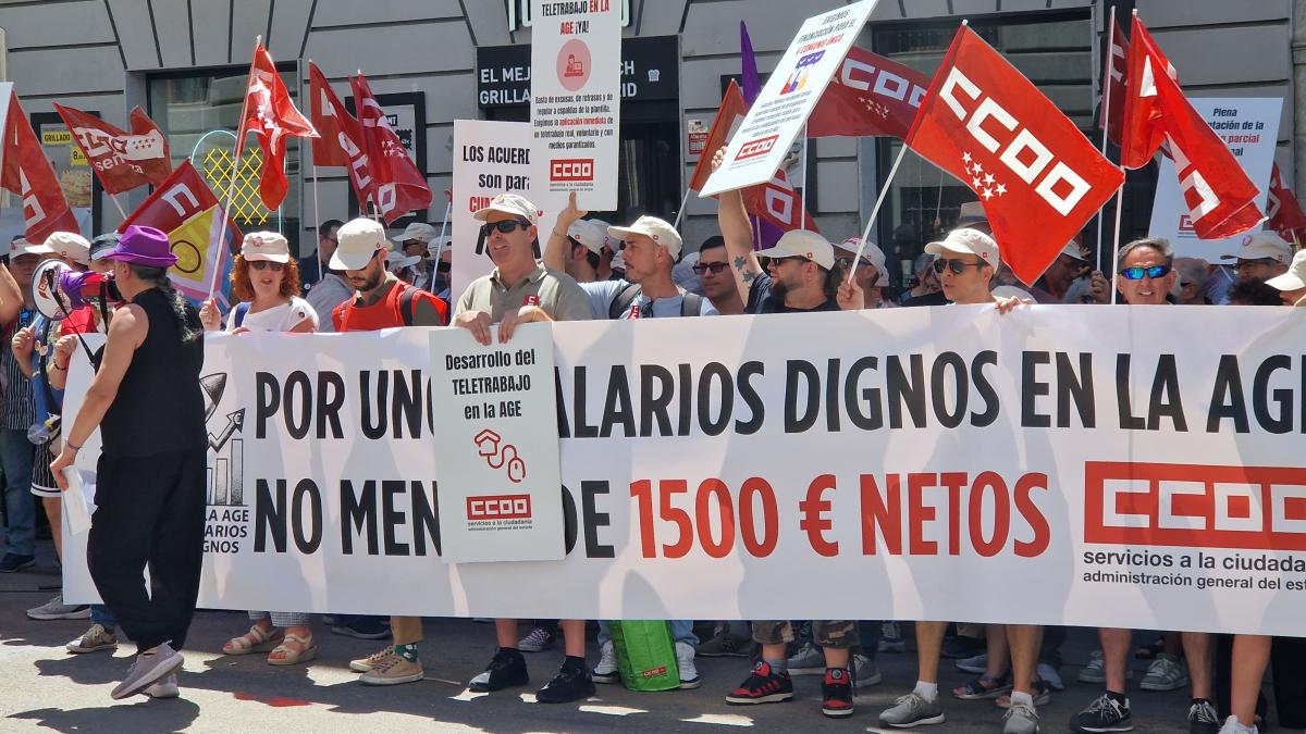 Concentración CCOO en la AGE de 9 de junio de 2026