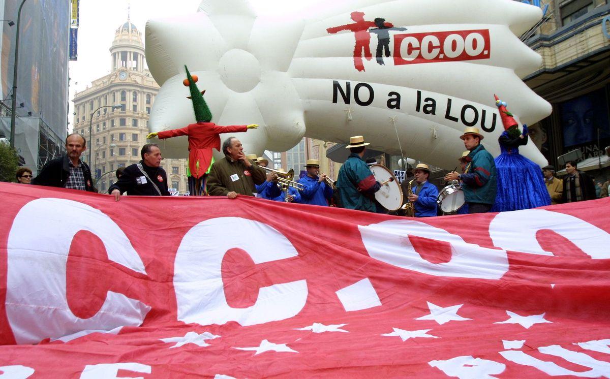 Movilzación de enseñanza contra la LOU en 2001