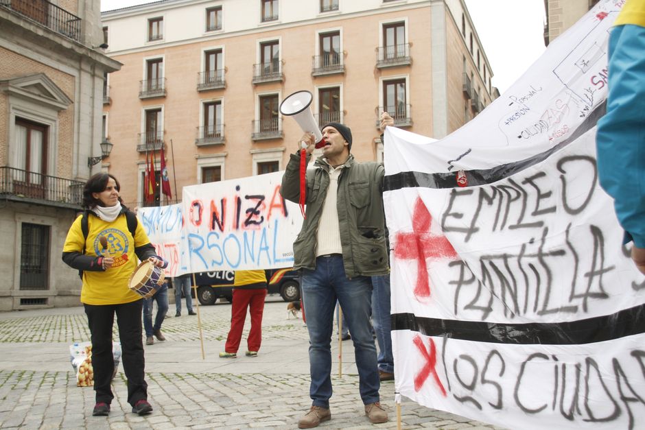 Concentración de trabajadores de SAMUR Madrid, en la Plaza de la Villa
