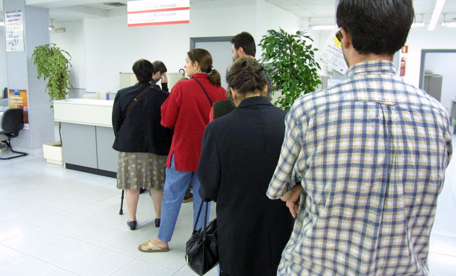 Aumentan la temporalidad y las personas sin prestaciones por desempleo en Madrid