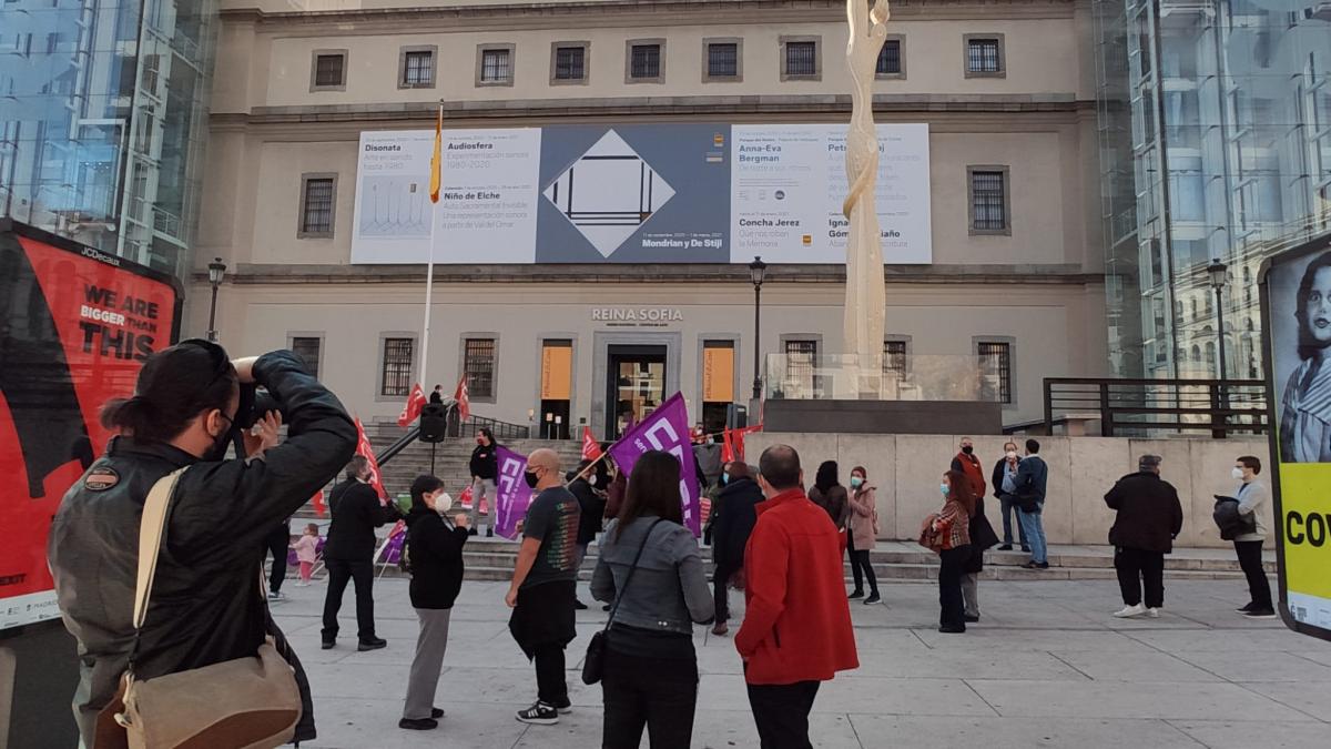 Concentración de CCOO en el Museo Nacional Centro de Arte Reina Sofía