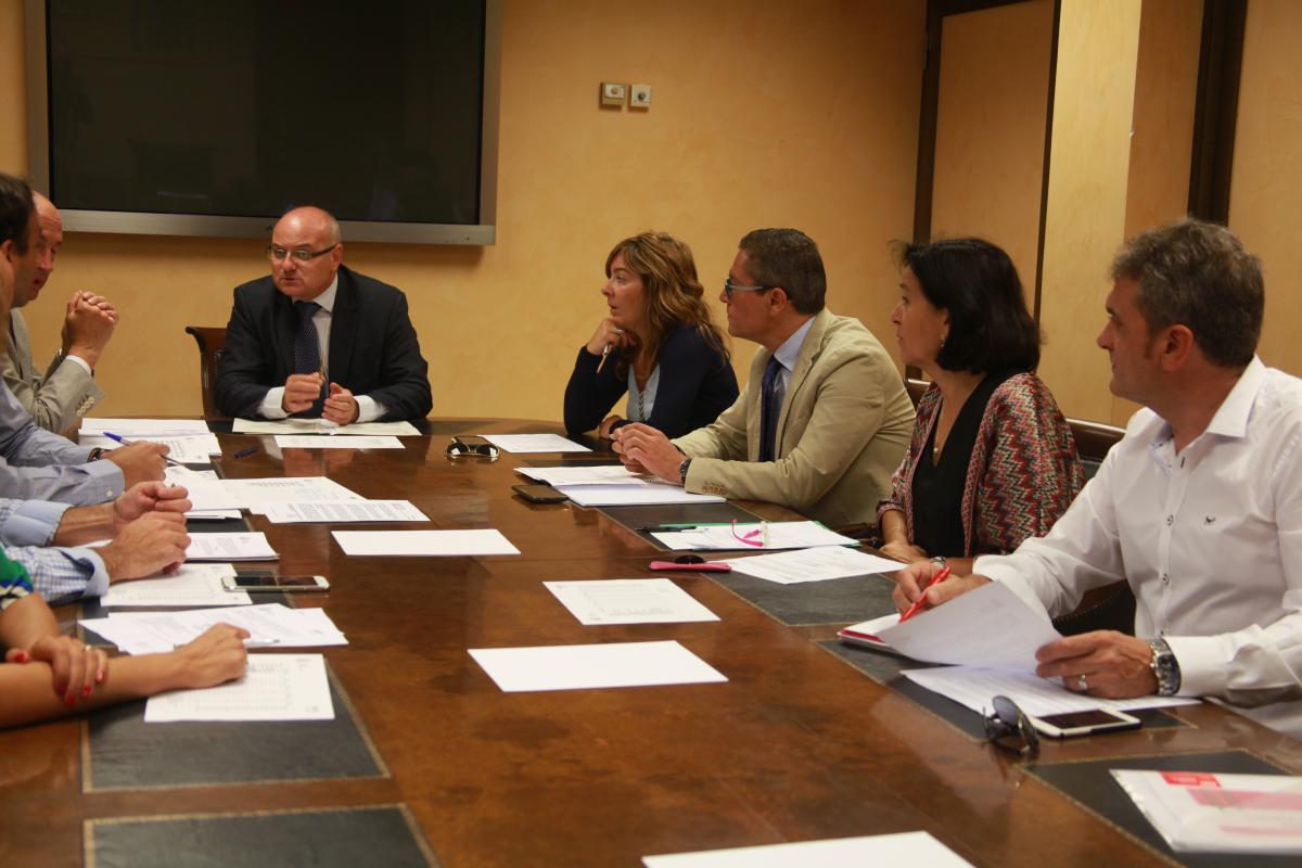 Reunión de la Comisión Provincial para la creación de Fondos para los Planes de Empleo Agrario