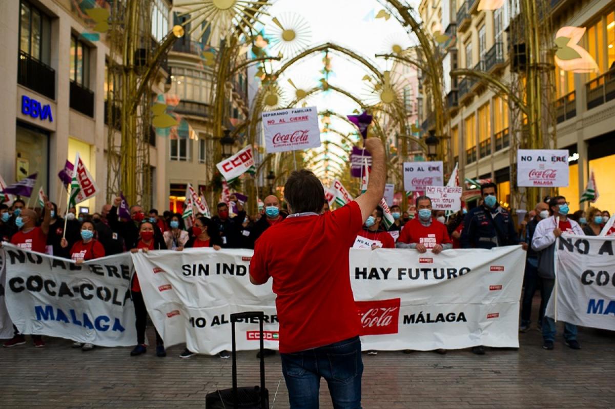 Concentración de la plantilla en la calle Larios