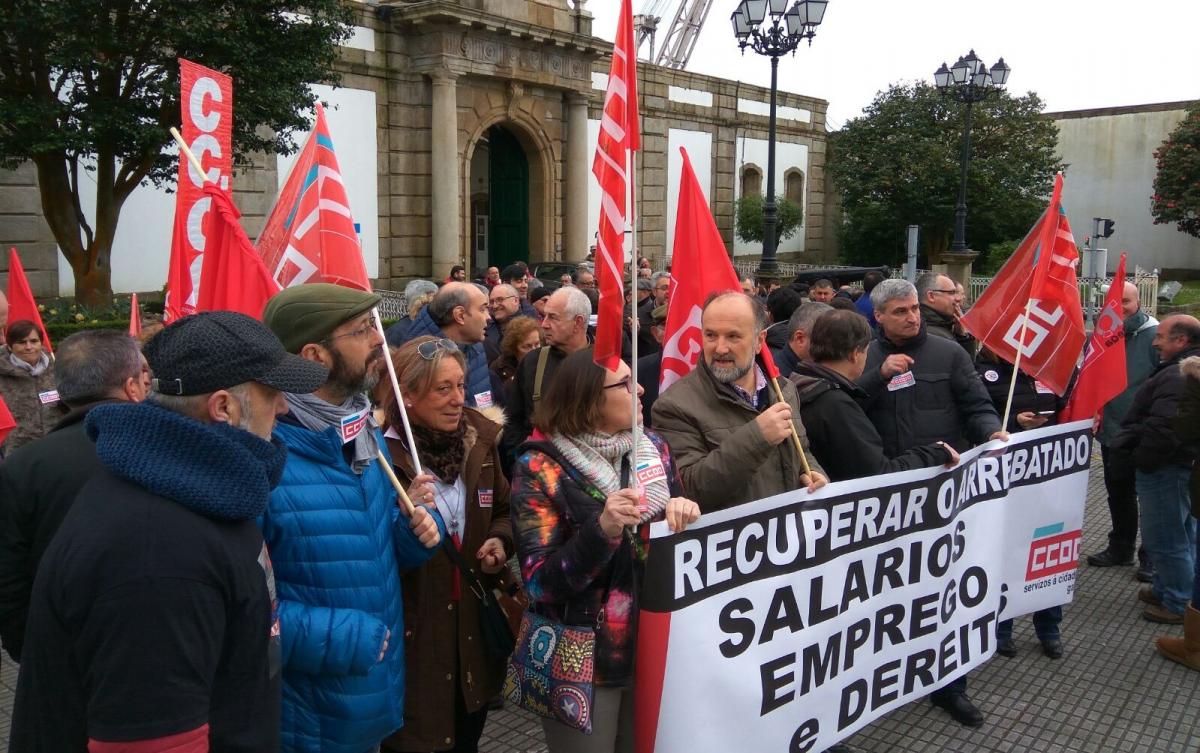En el Arsenal de Ferrol para exigir una subida salarial lineal de 250 euros