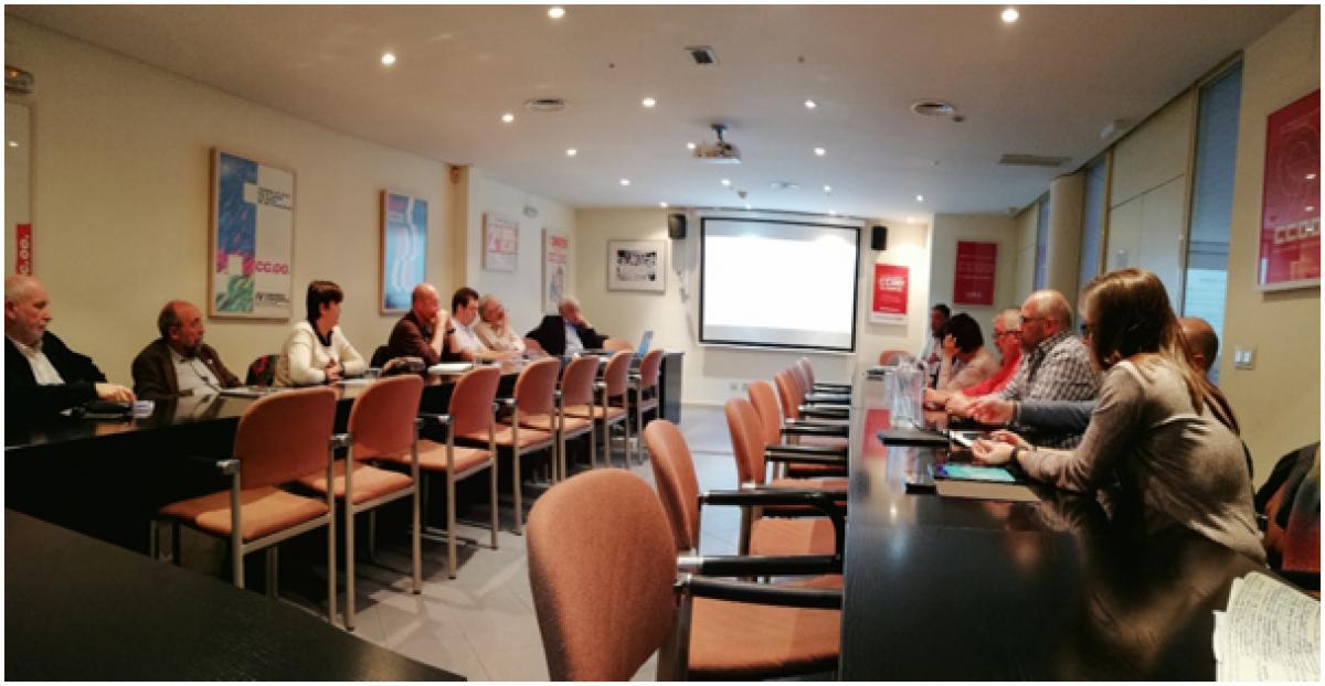 Asistentes a la sesión de trabajo que organizó el IESEI