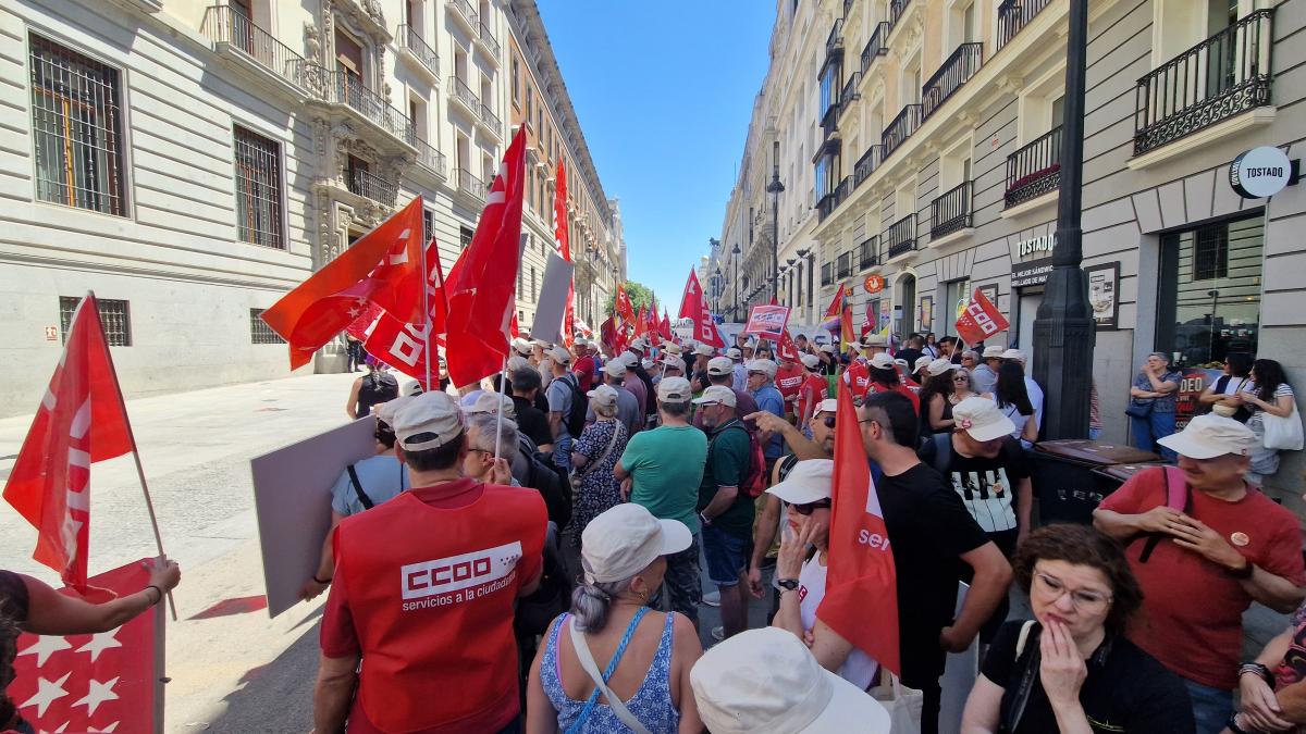 Concentración CCOO en la AGE de 9 de junio de 2026