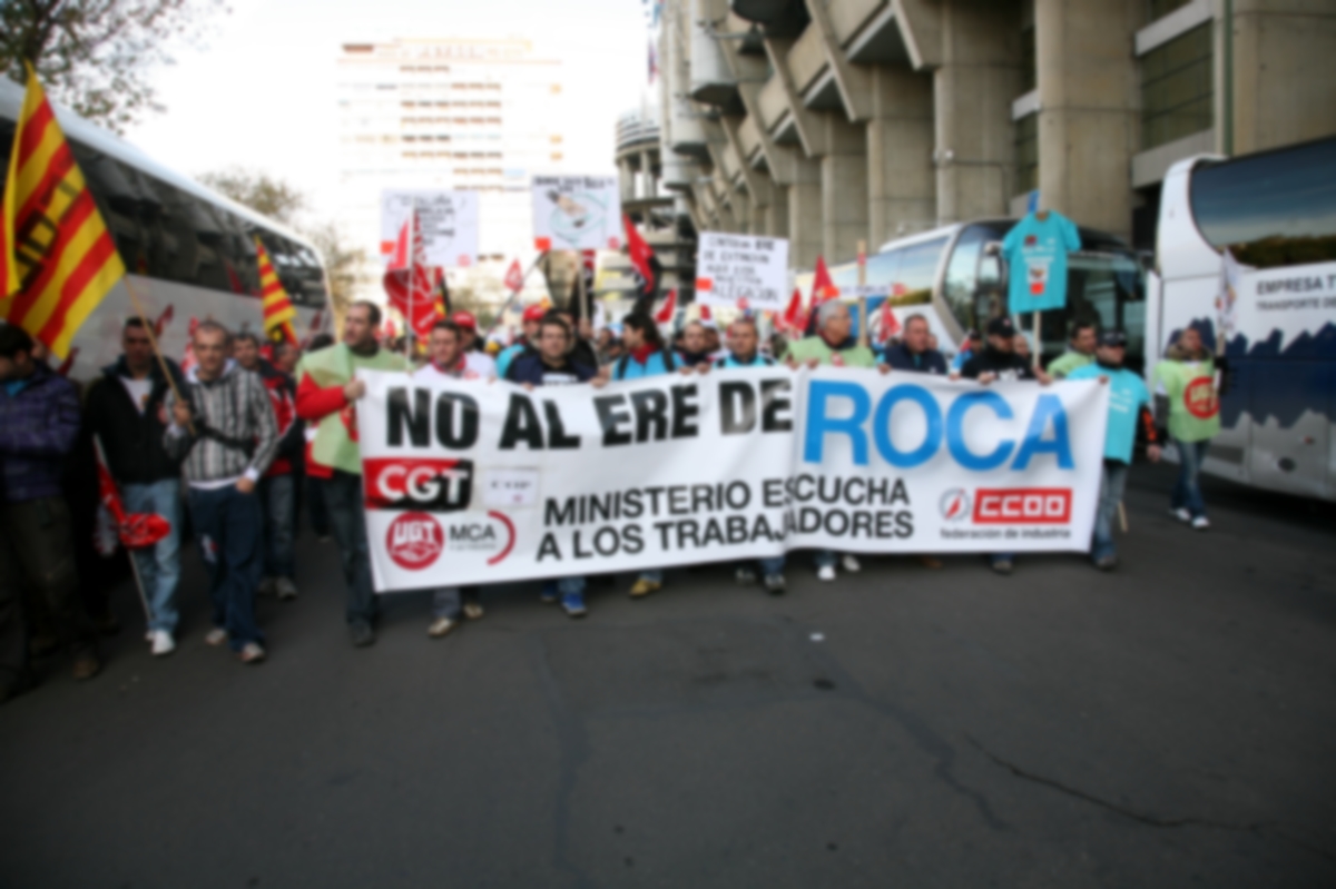 Foto de archivo. Manifestación contra el ERE que Roca presentó en el año 2009