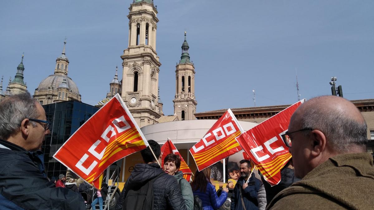 Concentración #LFPAGE en Zaragoza