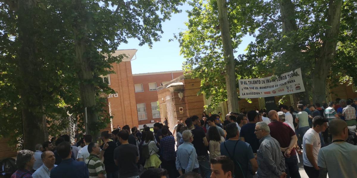 La protesta fue multitudinaria en Indra Aranjuez